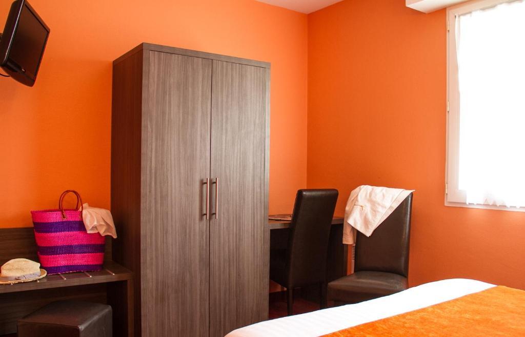 Les Hirondelles Hotel Les Sables-dʼOlonne Kamer foto