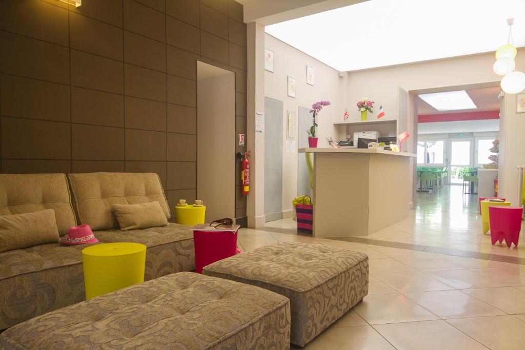 Les Hirondelles Hotel Les Sables-dʼOlonne Buitenkant foto
